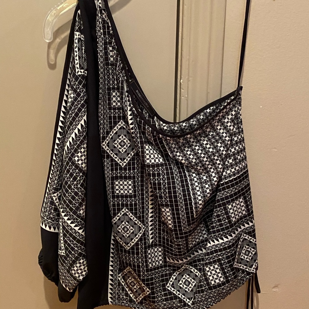 BCBG black one shoulder scarf print top